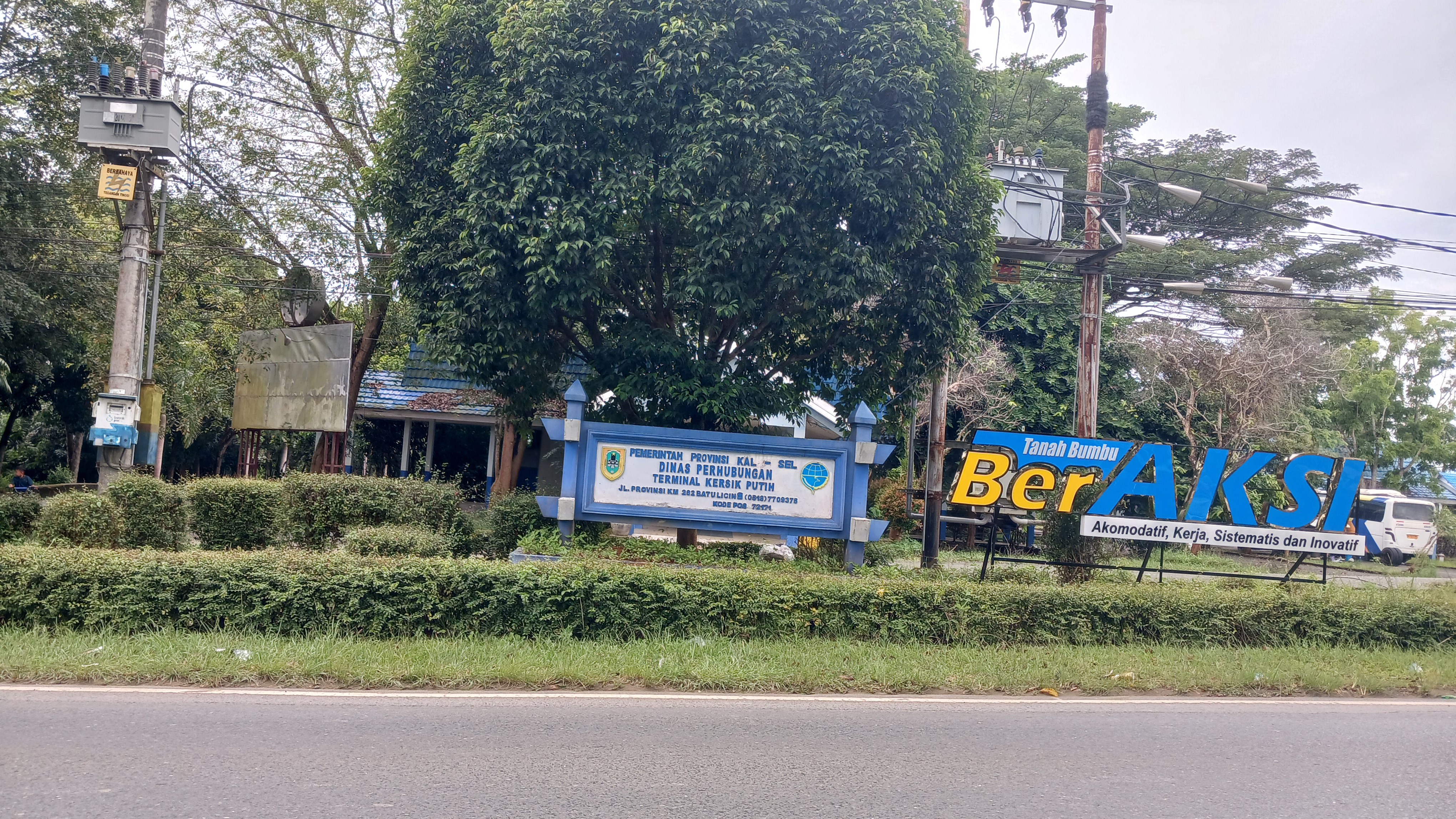 Terminal Induk Kersik Putih